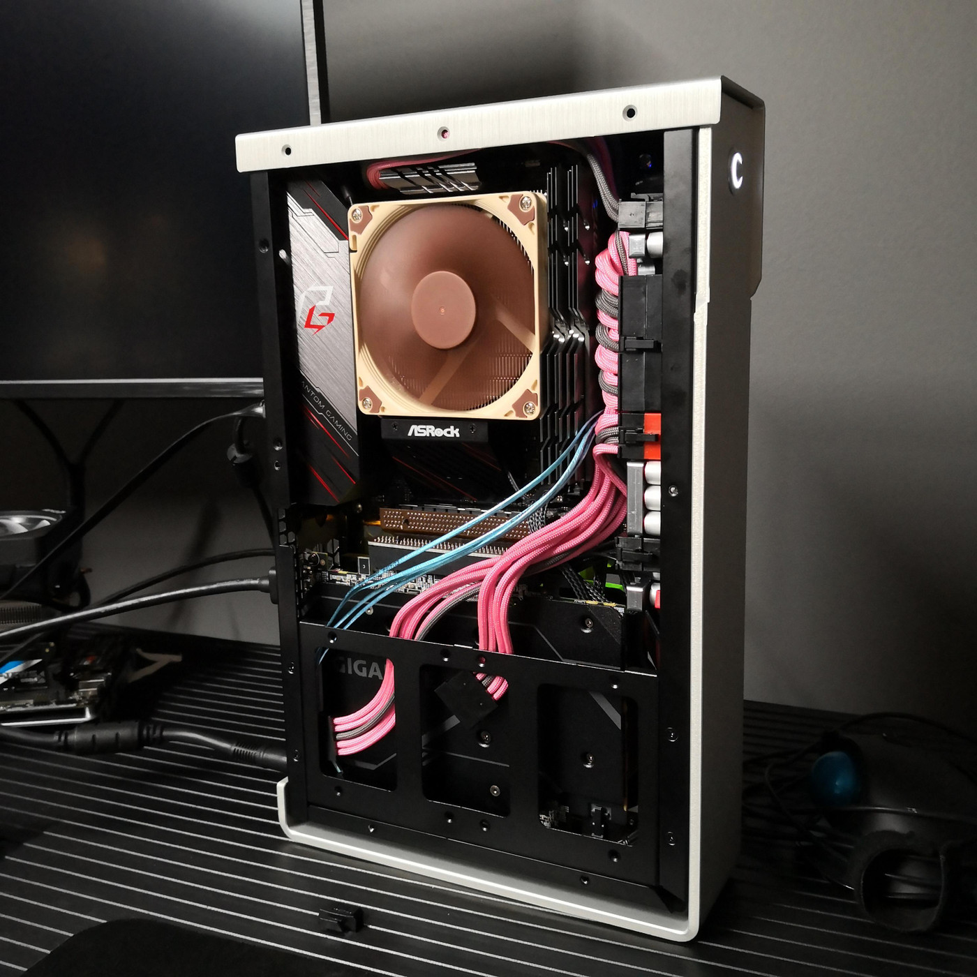 An image with filename: 8mveb9fkrcm31.jpg